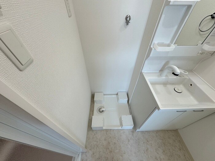 物件内観写真17　(洗濯機置場)