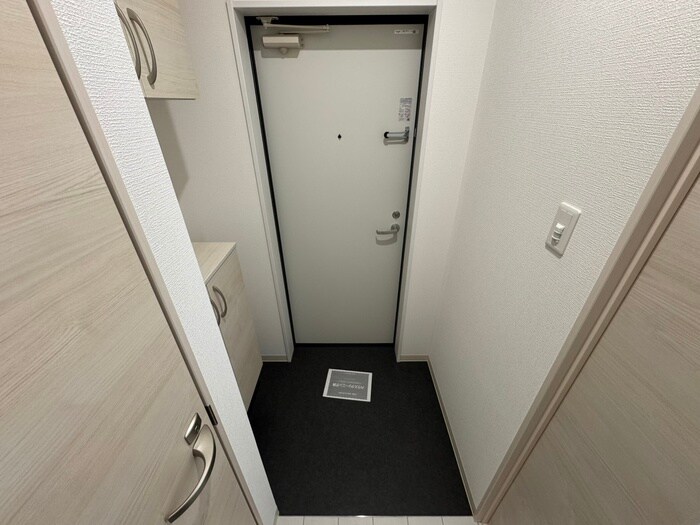 物件内観写真20　(玄関)