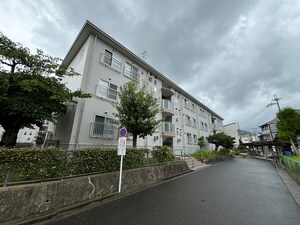 長岡天神ハイツ　18棟　（302）外観写真