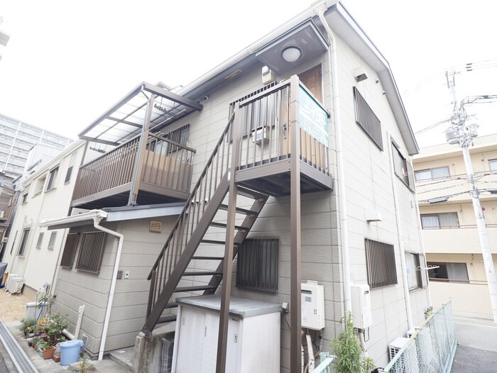 下川コーポの物件外観写真