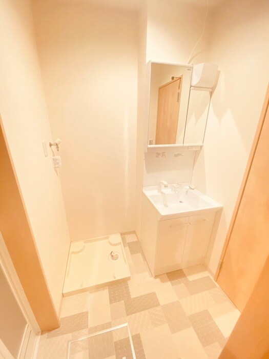 物件内観写真10　(洗面)