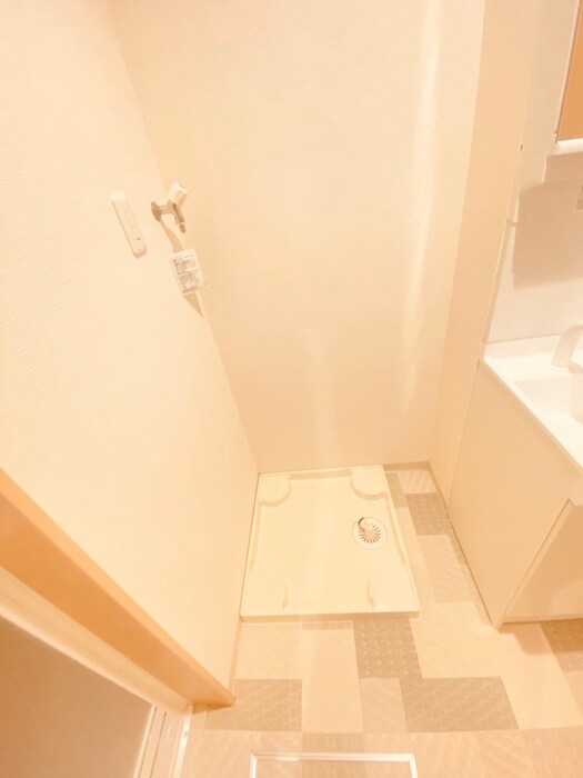 物件内観写真11　(洗濯機置場)