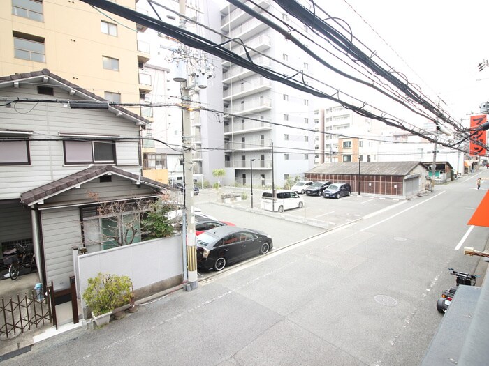 物件内観写真16　(室内からの展望)