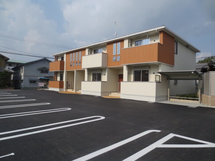 物件外観写真2　(外観写真)