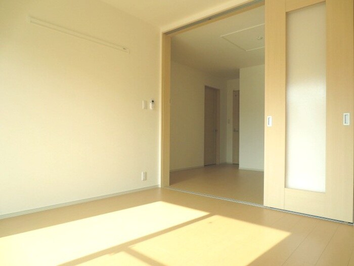 物件内観写真6　(居室)