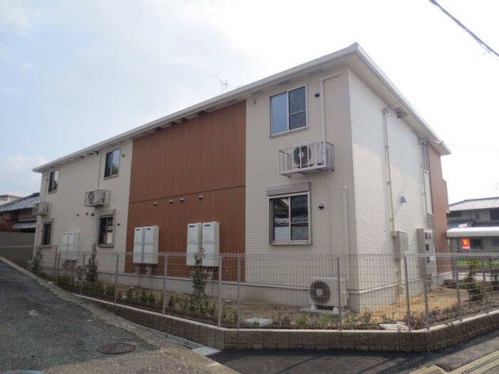 物件外観写真3　(外観写真)