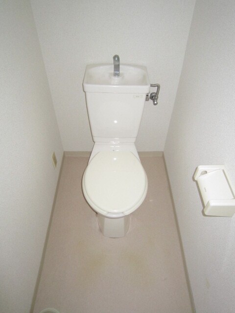 物件内観写真9　(トイレ)