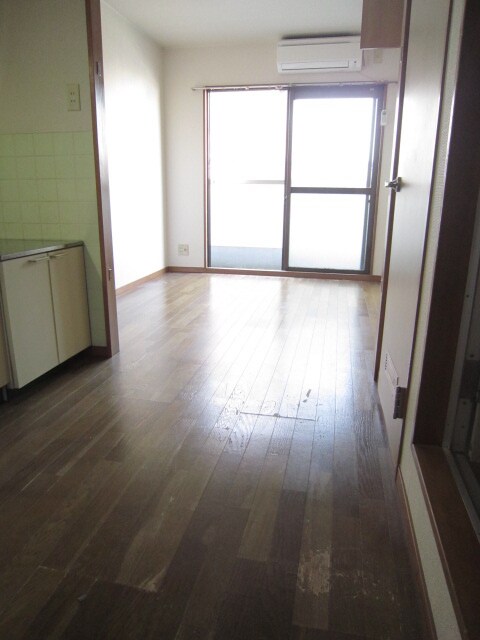 物件内観写真10　(居室)