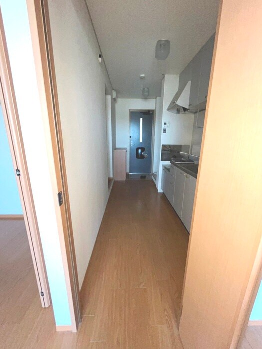 物件内観写真19　(廊下)