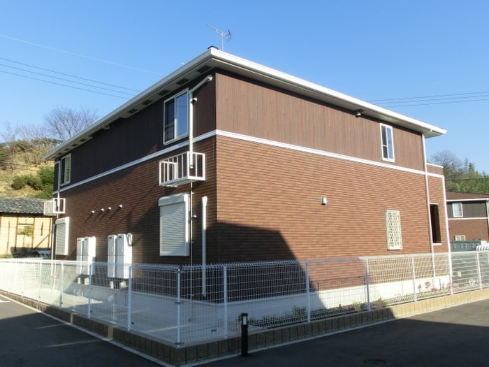 物件外観写真3　(外観写真)