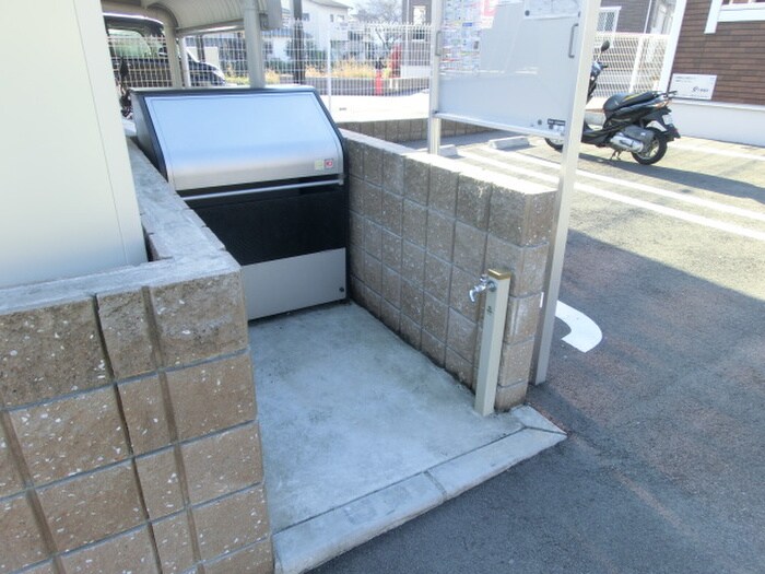 物件外観写真6　(建物設備)