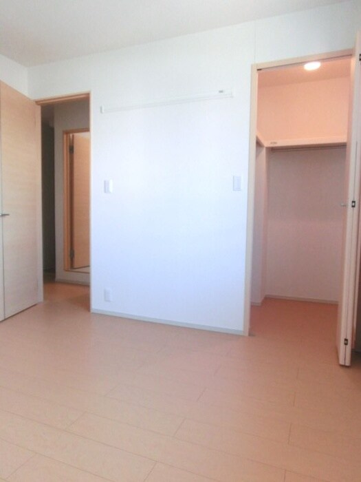 物件内観写真11　(収納)