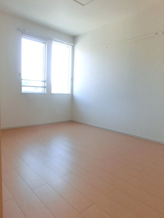 物件内観写真15　(居室)