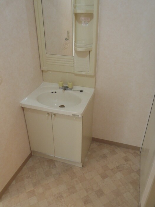 物件内観写真12　(洗面)