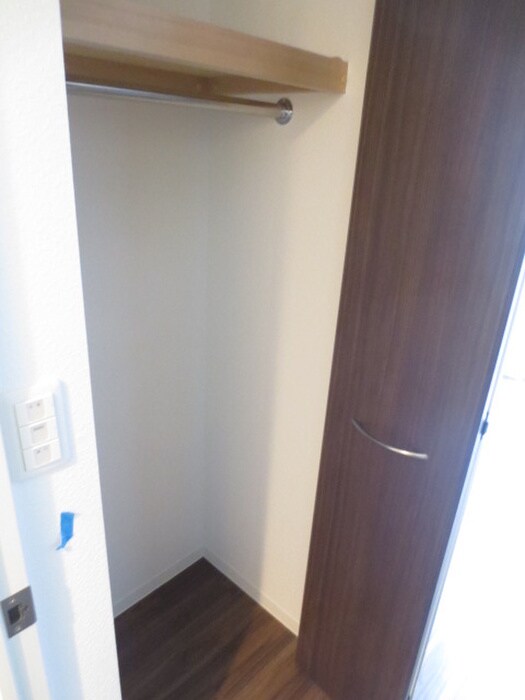 物件内観写真5　(収納)
