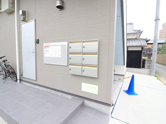 物件外観写真3　(建物設備)