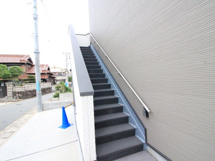 物件外観写真5　(外観写真)