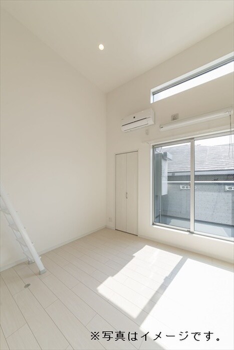 物件内観写真16　(居室)