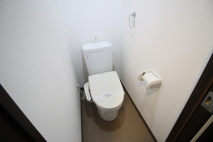 物件内観写真13　(トイレ)