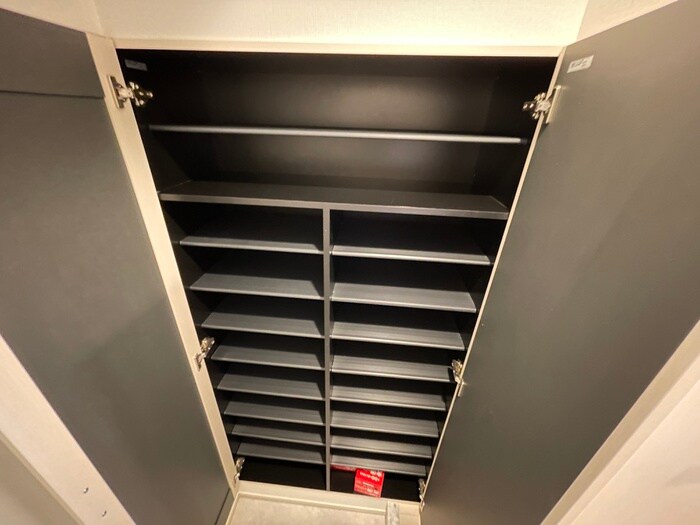 物件内観写真16　(靴箱)