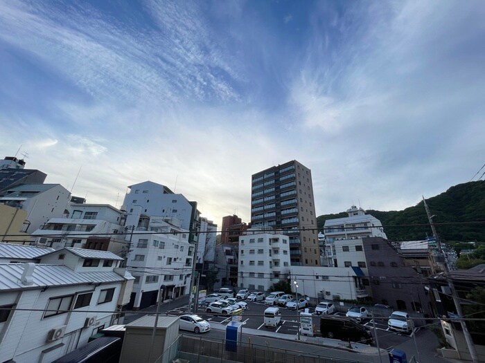 物件内観写真20　(室内からの展望)