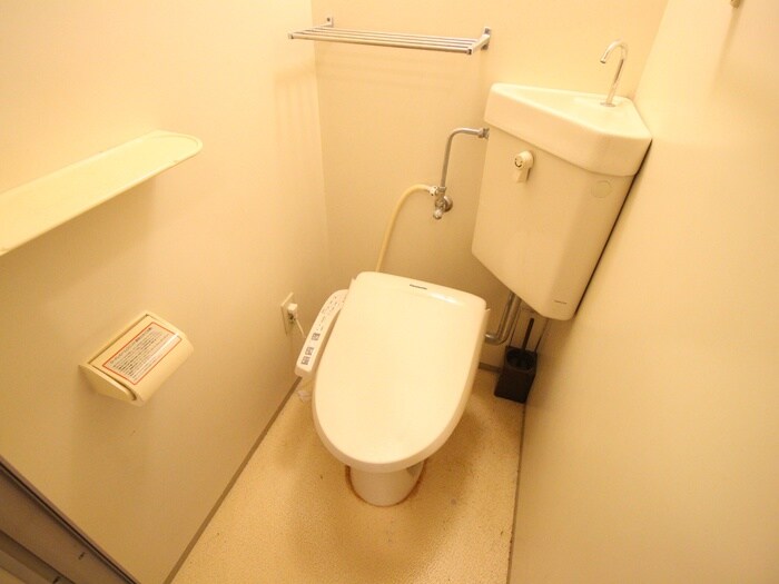 物件内観写真9　(トイレ)