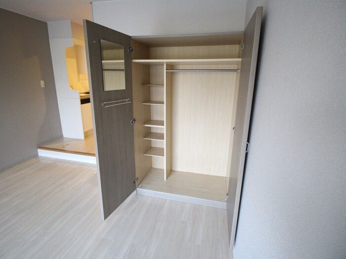 物件内観写真16　(収納)