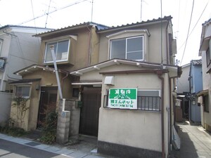 滝ノ町2丁目貸家外観写真