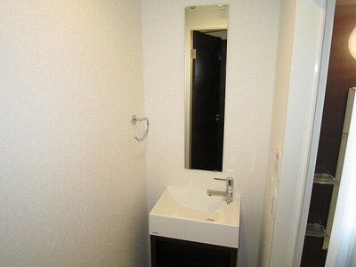 物件内観写真8　(洗面)