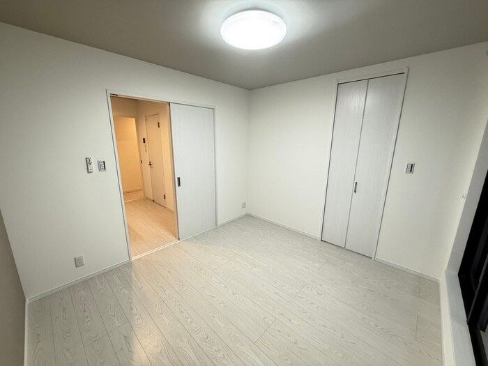 物件内観写真9　(居室)