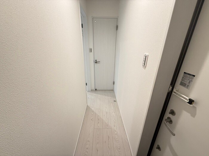 物件内観写真20　(廊下)