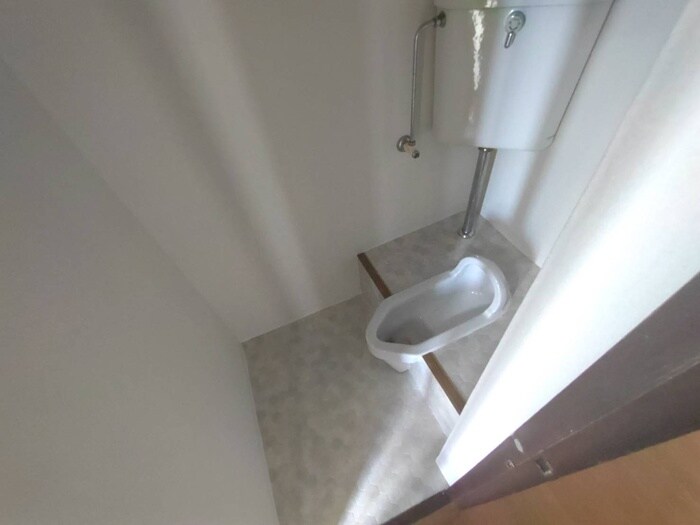 物件内観写真15　(トイレ)