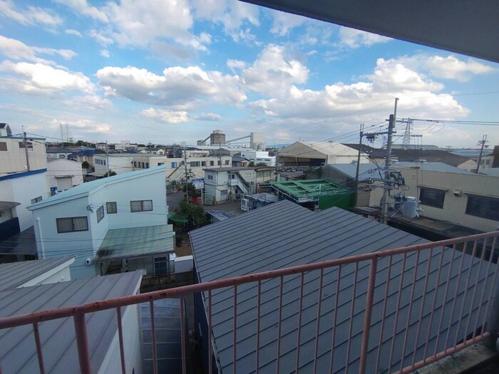 物件内観写真22　(室内からの展望)