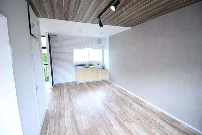 物件内観写真21　(居室)