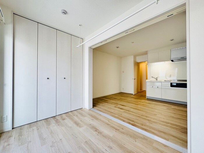 物件内観写真7　(居室)