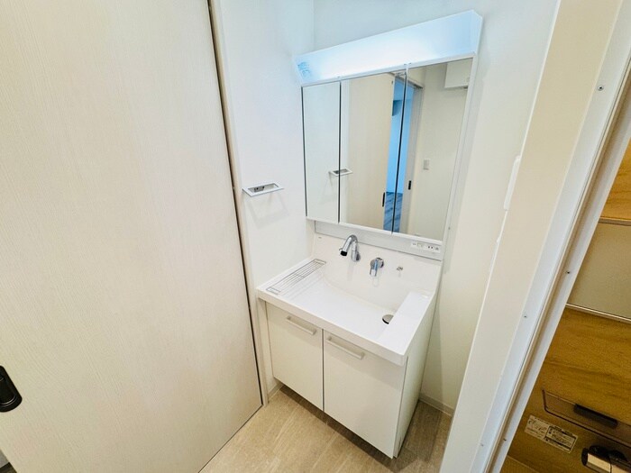 物件内観写真12　(洗面)