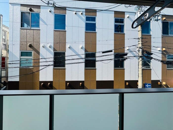 物件内観写真15　(室内からの展望)