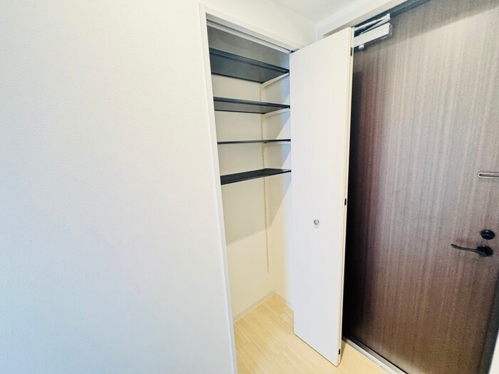 物件内観写真16　(靴箱)