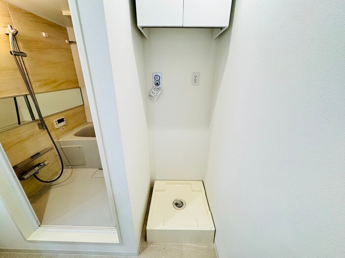 物件内観写真18　(洗濯機置場)