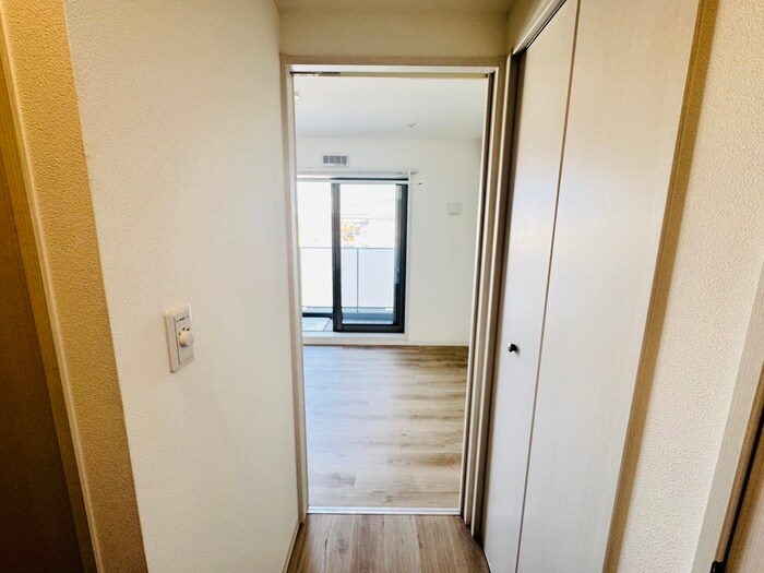 物件内観写真19　(廊下)