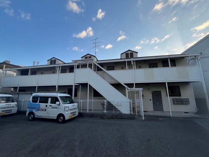 物件外観写真2　(外観写真)