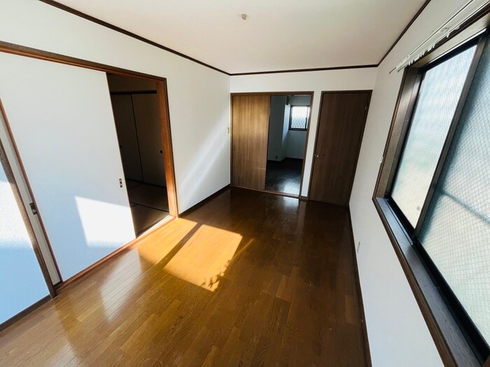 物件内観写真7　(居室)