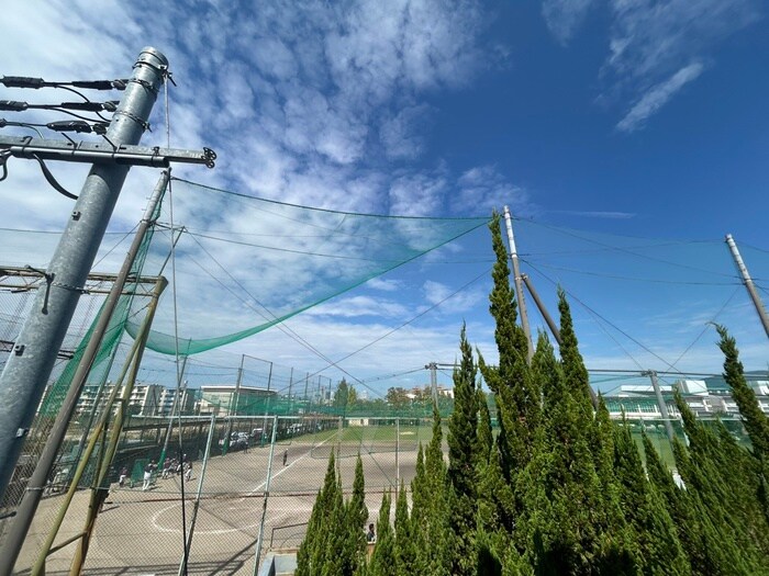 物件内観写真13　(室内からの展望)