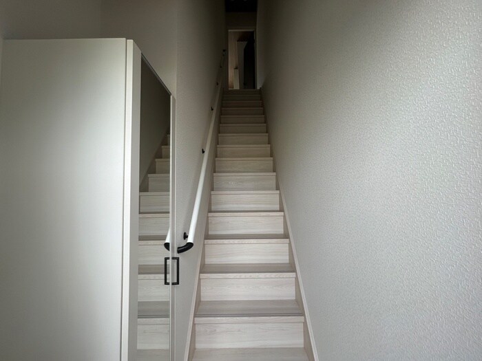 物件内観写真14　(玄関)