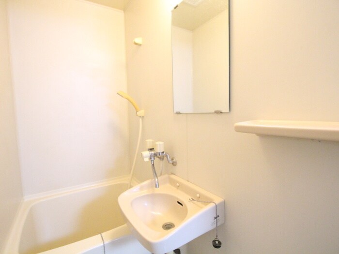 物件内観写真10　(洗面)