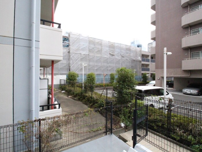 物件内観写真22　(室内からの展望)