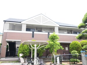 コアおがいと外観写真