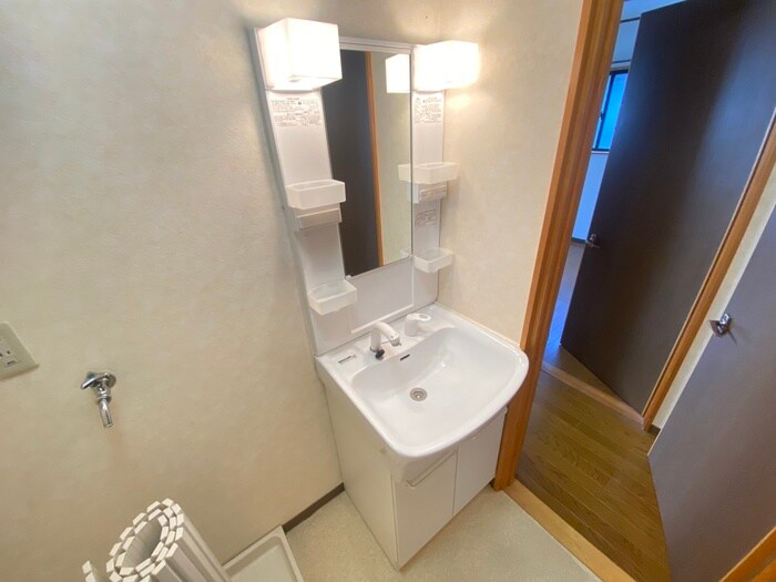 物件内観写真11　(洗面)
