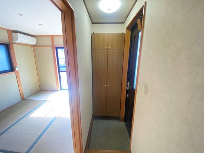 物件内観写真14　(玄関)