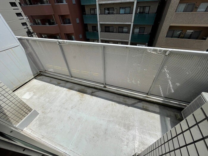 物件内観写真9　(ベランダ・バルコニー)